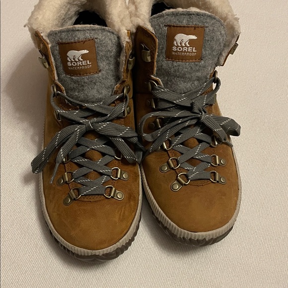 Sorel Out N About Conquest Lace Up Boots sz 10-1/2 - Picture 7 of 8